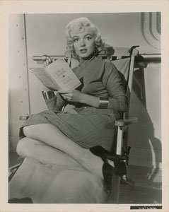 Lot #1093 Marilyn Monroe - Image 1