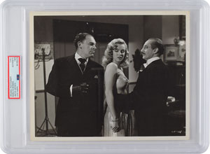Lot #1114 Marilyn Monroe and Groucho Marx - Image 1