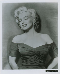 Lot #1097 Marilyn Monroe - Image 1