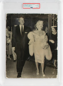 Lot #1010 Marilyn Monroe and Joe DiMaggio - Image 1