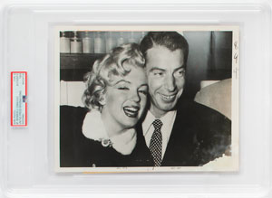 Lot #1118 Marilyn Monroe and Joe DiMaggio - Image 1