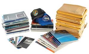 Lot #4395  NASA Press Kit and Publication Archive