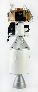 Lot #4490  Apollo Command Service and Lunar Module Model - Image 4