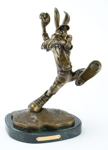 Lot #804  Bugs Bunny limited edition statue