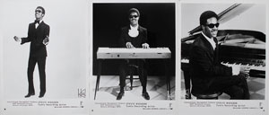 Lot #5150 Stevie Wonder Press Kit and Publicity Photos - Image 1