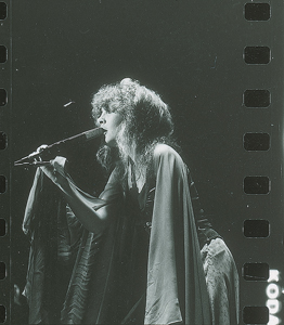 Lot #829  Fleetwood Mac - Image 7