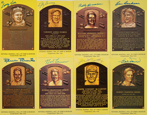 Lot #1128  Baseball Hall of Famers - Image 1