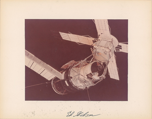 Lot #585  Skylab 4 - Image 2