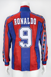 Lot #1170  Soccer: Ronaldo - Image 2