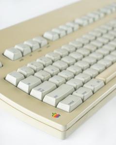 Lot #6003 Steve Jobs and Steve Wozniak Signed 'Battleship' Keyboard - Image 4
