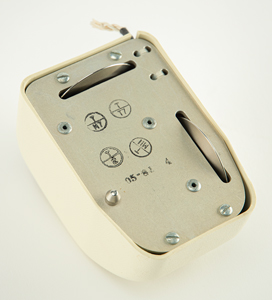 Lot #6022 Douglas Engelbart Three-Button 'X-Y' Mouse - Image 3