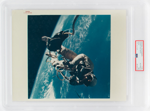 Lot #414  Gemini 4 Original 'Type 1' Photograph - Image 1