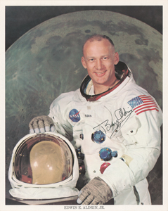 Lot #354 Buzz Aldrin