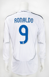 Lot #577  Ronaldo - Image 2