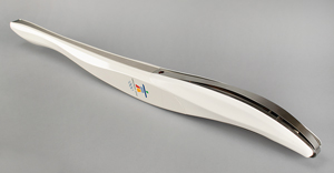 Lot #9217  Vancouver 2010 Winter Olympics Torch - Image 3
