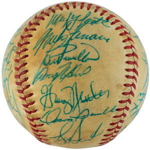 Lot #9280  NY Yankees: 1981 Team-Signed Baseball - Image 4