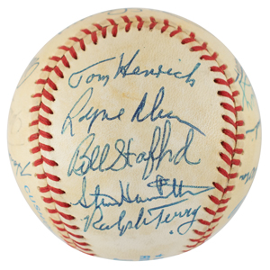 Lot #9273  NY Yankees Old-Timers Signed Baseball - Image 3