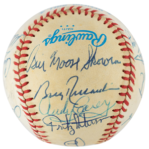 Lot #9273  NY Yankees Old-Timers Signed Baseball - Image 4