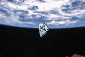Lot #3551  Sochi 2014 Winter Olympics Space Flown Pin - Image 3