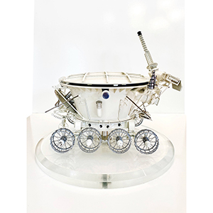 Lot #3643  Soviet Russian Lunokhod-2 Moon Rover Model - Image 4