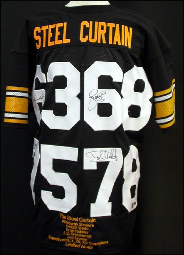 Lot #2608 Pittsburgh Steelers