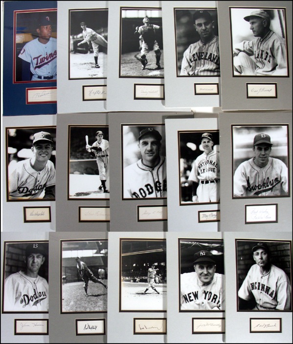 Lot #1832 Baseball Hall of Famers