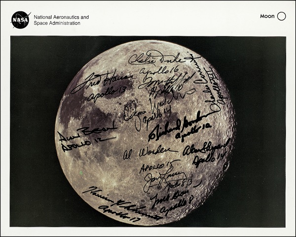 Lot #345 Apollo Astronauts
