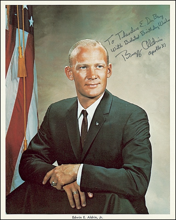 Lot #436 Buzz Aldrin