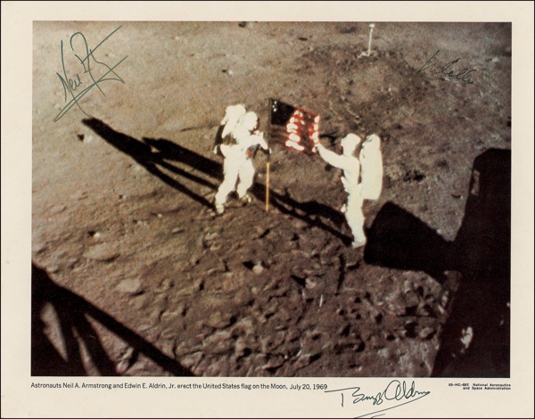 Lot #334 Apollo 11 - Image 1