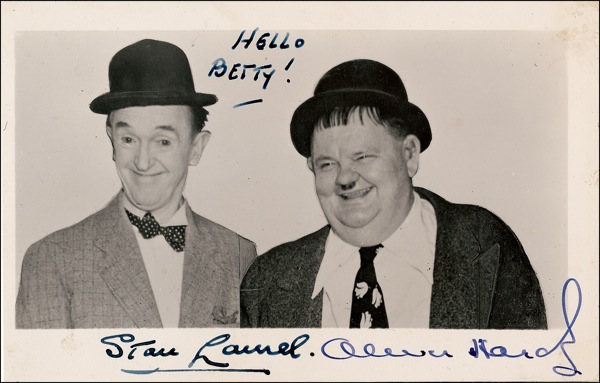 Lot #983 Laurel and Hardy