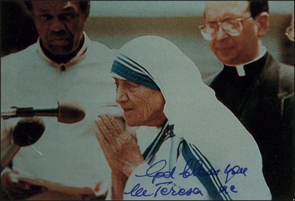 Lot #213 Mother Teresa - Image 1