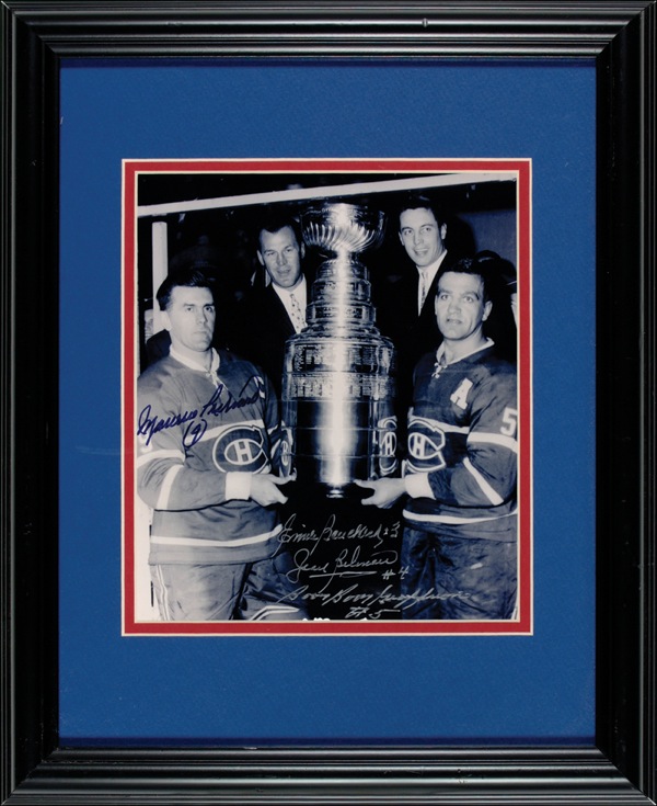 Lot #1460 Montreal Canadiens - Image 1