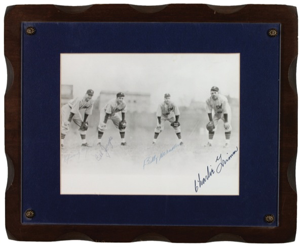 Lot #1289 Chicago Cubs - Image 1