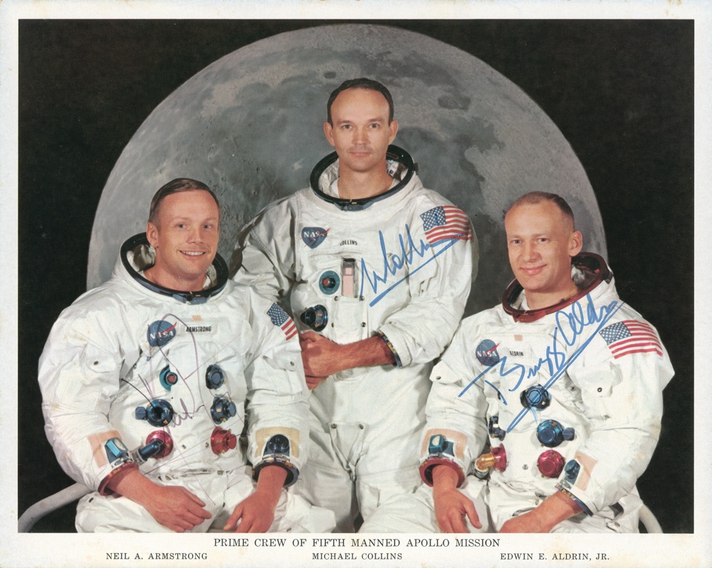 Lot #497  Apollo 11