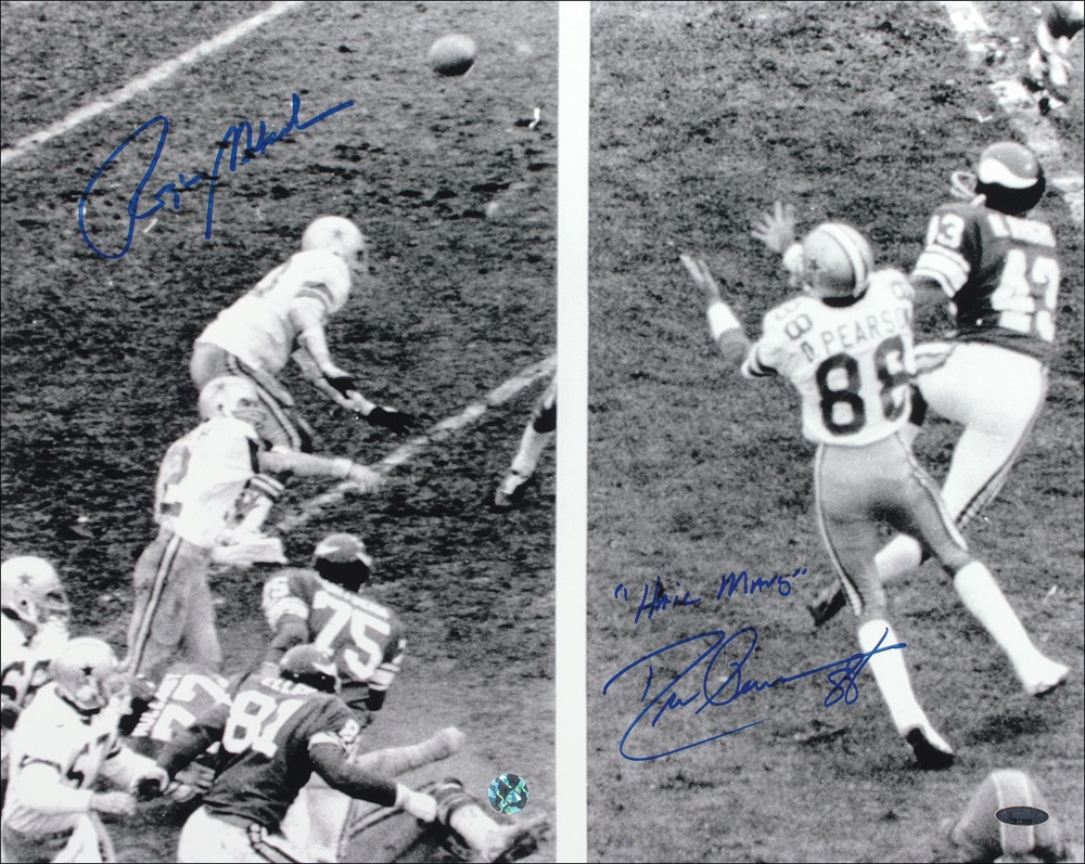 Lot #1737 Roger Staubach and Drew Pearson