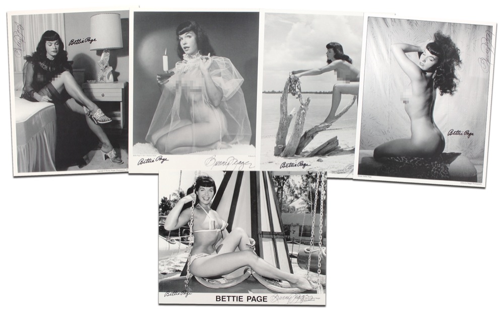 Lot #863 Bettie Page and Bunny Yeager