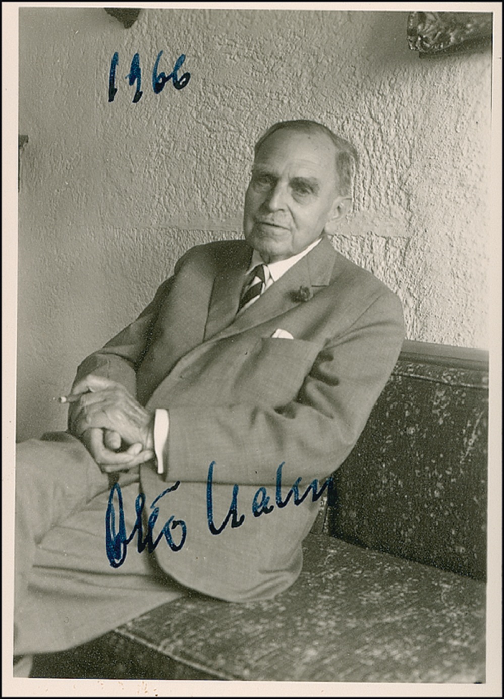 Lot #213 Otto Hahn