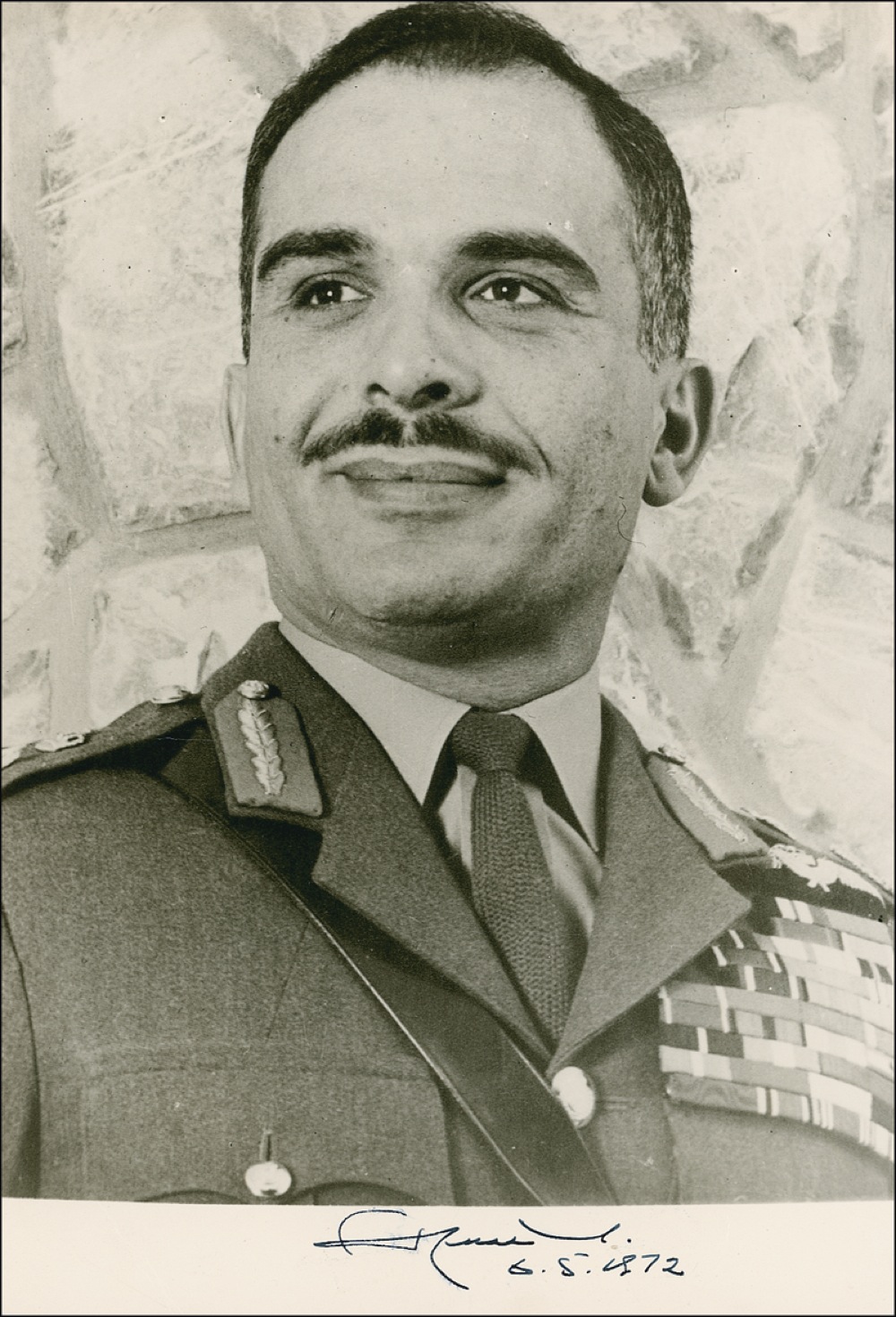 Lot #252 King Hussein