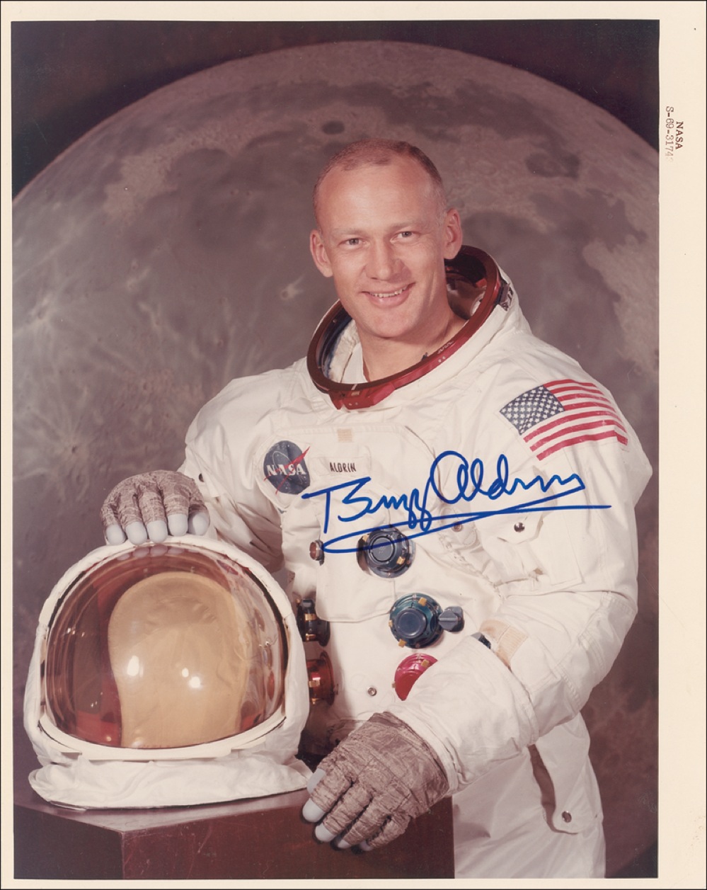 Lot #408 Buzz Aldrin
