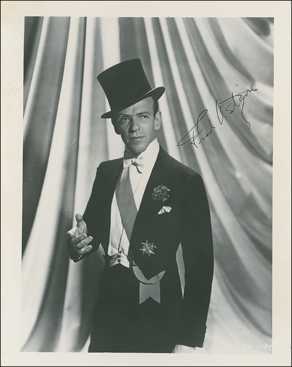 Lot #989 Fred Astaire