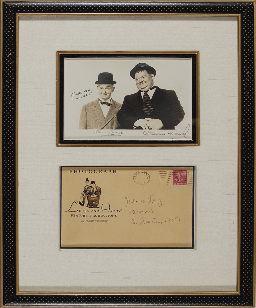 Lot #939 Laurel and Hardy