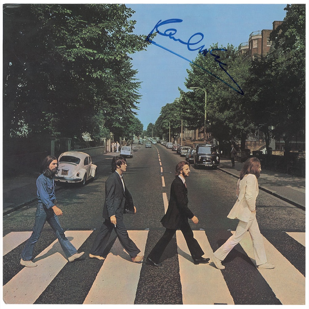 Lot #749 Beatles: Paul McCartney