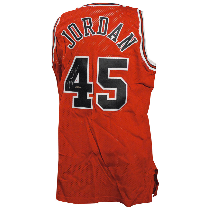 Lot #1553 Michael Jordan