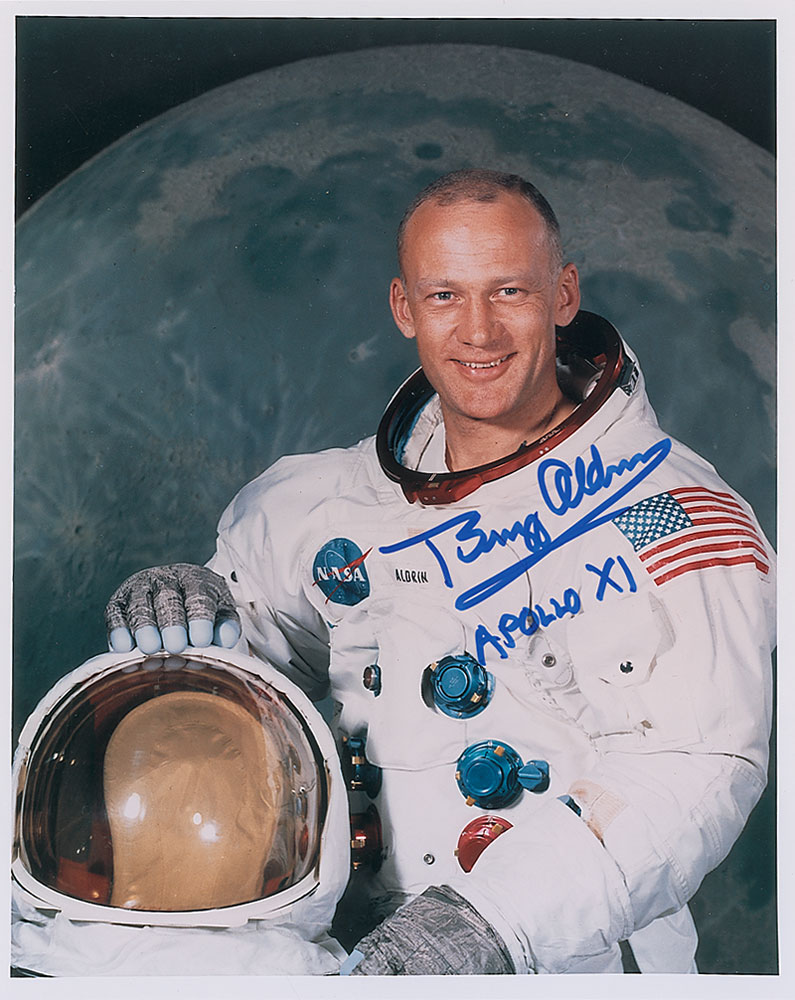 Lot #578 Buzz Aldrin