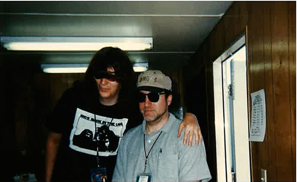Lot #332 Joey Ramone - Image 6