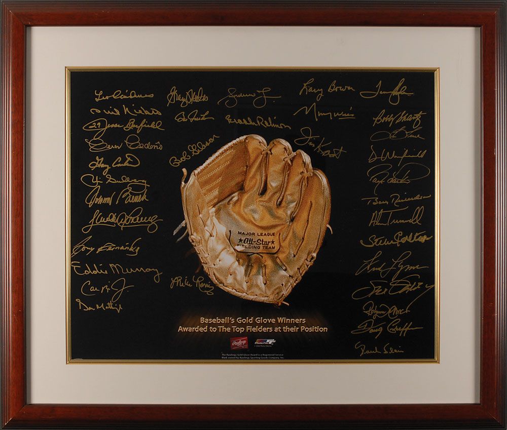 Lot #1499 Baseball: Gold Glove