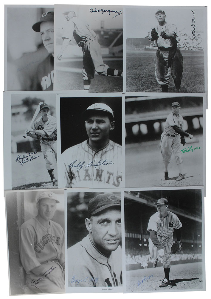Lot #1424 Baseball Hall of Famers