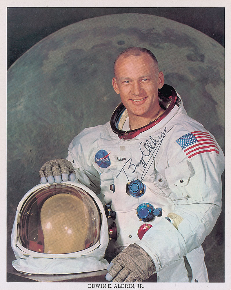 Lot #470 Buzz Aldrin