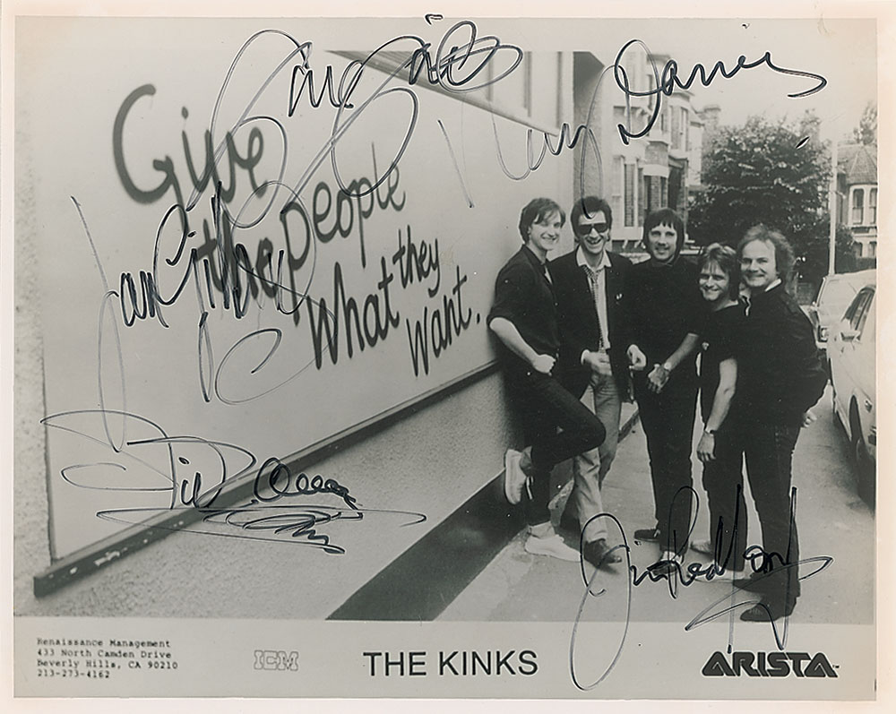 Lot #413 The Kinks