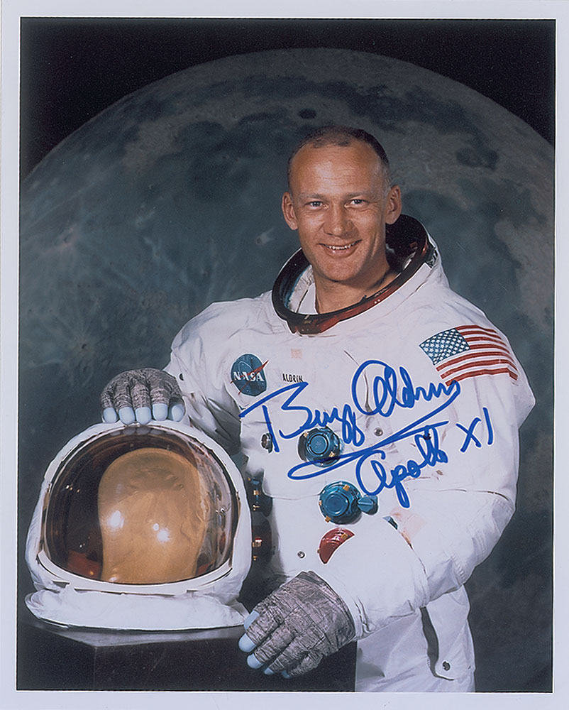 Lot #770 Buzz Aldrin